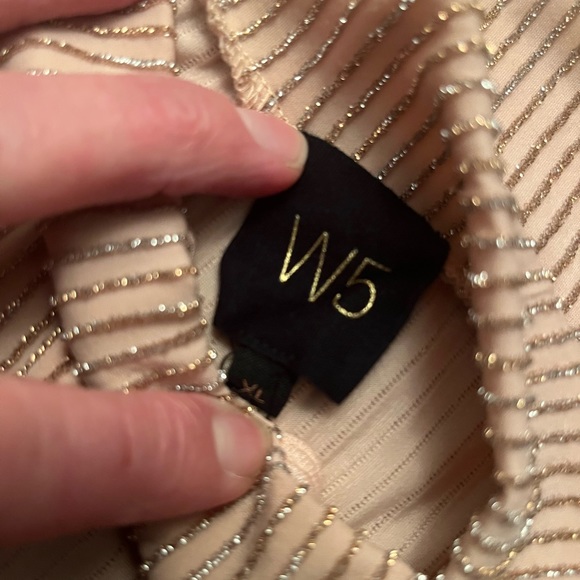 womans top - Picture 4 of 4